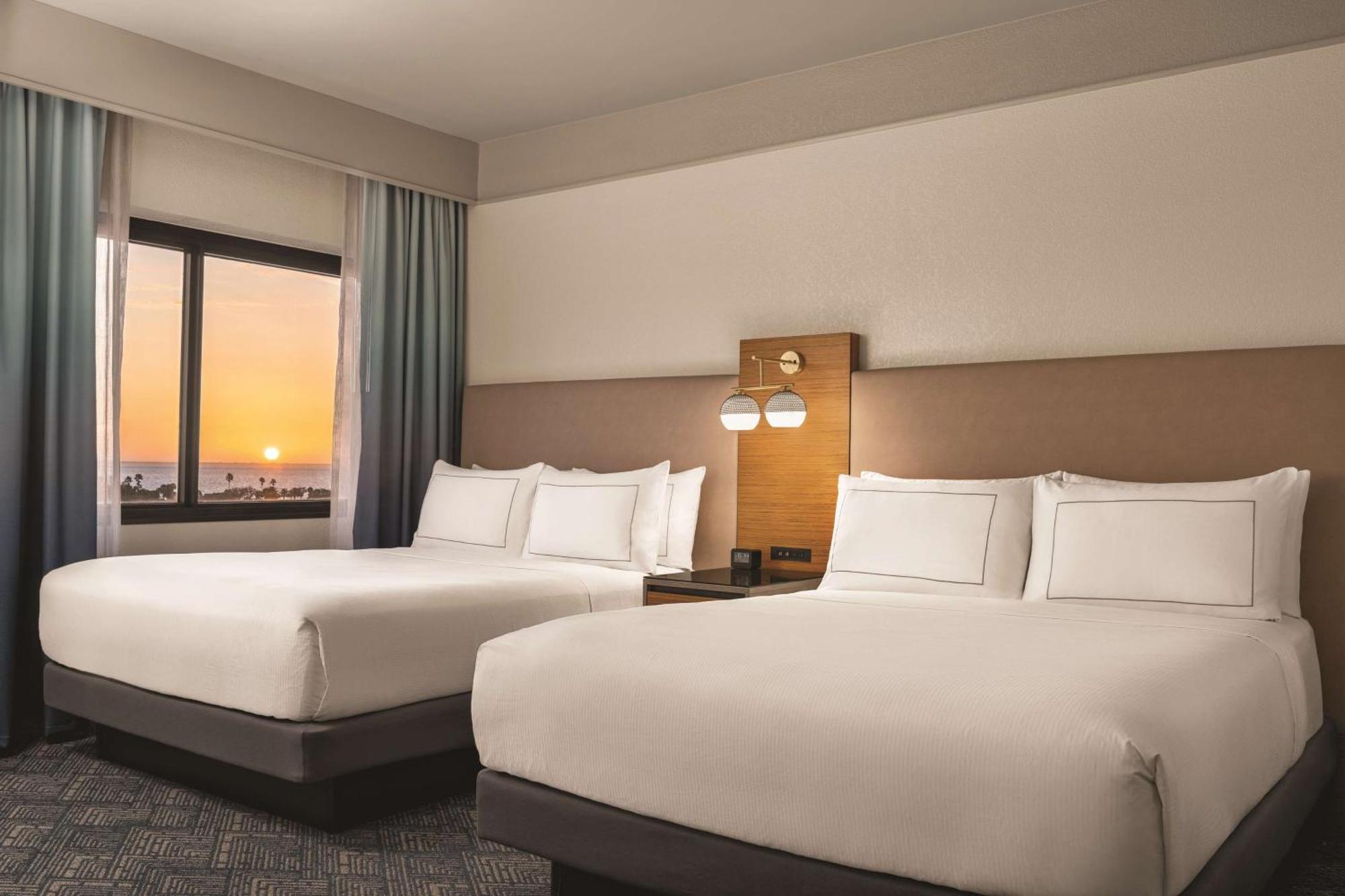Doubletree By Hilton Tampa Rocky Point Waterfront Ξενοδοχείο Εξωτερικό φωτογραφία